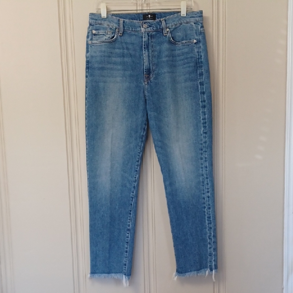 7 For All Mankind W-31 Hi-rise Cropped Lighter Blue Straight Jeans